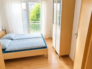 Pronájem bytu 2+kk, Praha - Suchdol, Internacionální, 52 m2