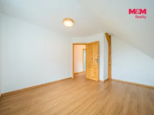 Prodej rodinného domu, Holenice, 124 m2