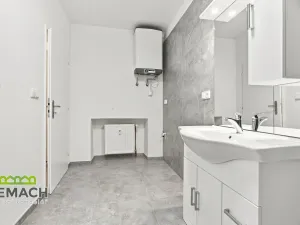 Pronájem bytu 1+1, Náchod, Masarykovo náměstí, 74 m2