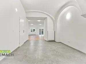 Pronájem bytu 1+1, Náchod, Masarykovo náměstí, 72 m2