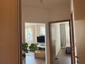 Pronájem bytu 2+kk, Praha - Řeporyje, Wiesenthalova, 84 m2