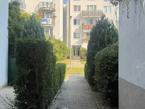 Pronájem bytu 2+kk, Praha - Řeporyje, Wiesenthalova, 84 m2