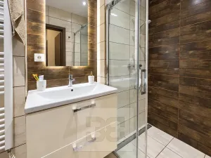 Pronájem bytu 1+kk, Praha - Vršovice, Moskevská, 28 m2