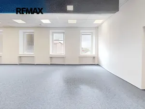 Prodej výrobních prostor, Hlinsko, Wilsonova, 2147 m2