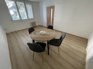Pronájem bytu 2+1, Plzeň - Lobzy, Pod Vrchem, 50 m2