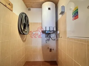 Prodej rodinného domu, Lopeník, 250 m2