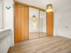 Prodej bytu 3+kk, Praha - Libeň, V mezihoří, 75 m2