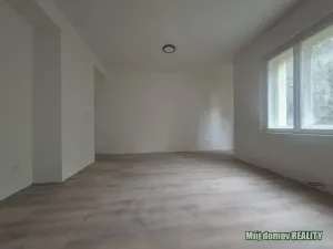 Pronájem bytu 1+kk, Praha - Libeň, Na Truhlářce, 30 m2