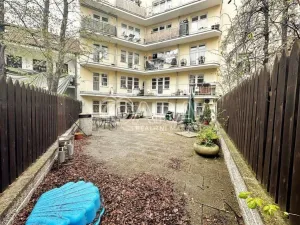 Pronájem bytu 1+kk, Praha - Žižkov, Dalimilova, 28 m2