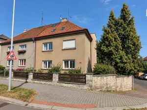 Pronájem bytu 1+kk, Plzeň - Doubravka, Třešňová, 16 m2