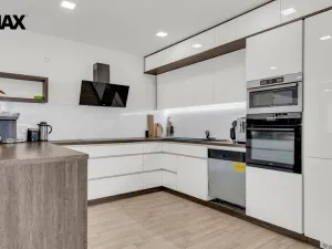 Prodej rodinného domu, Odunec, 390 m2