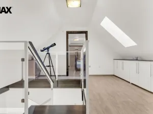 Prodej rodinného domu, Odunec, 390 m2