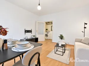 Prodej bytu 3+1, Praha - Hlubočepy, Renoirova, 71 m2