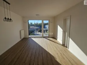 Prodej bytu 2+kk, Kladno - Dubí, Ke křížku, 66 m2