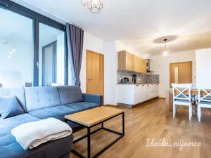 Pronájem bytu 2+kk, Praha - Střížkov, Střížkovská, 50 m2