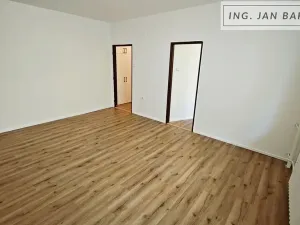 Pronájem bytu 2+1, Jihlava, Kollárova, 55 m2