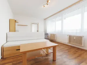 Pronájem bytu 2+1, Kladno, Čs. armády, 59 m2