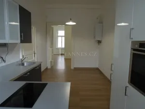 Pronájem bytu 2+1, Praha - Smíchov, Na bělidle, 76 m2