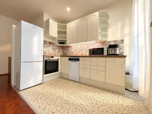 Pronájem bytu 1+kk, Praha - Břevnov, Junácká, 36 m2