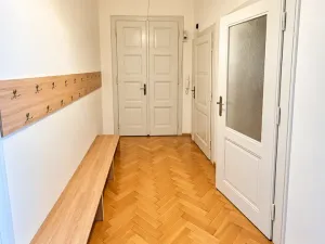 Pronájem kanceláře, Praha - Holešovice, U průhonu, 64 m2