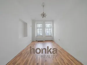 Prodej kanceláře, Praha - Nusle, Spytihněvova, 37 m2