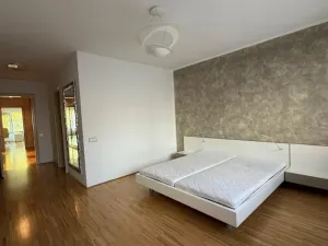 Pronájem bytu 3+kk, Praha - Karlín, Rohanské nábřeží, 133 m2