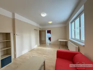 Pronájem bytu 3+1, Praha - Zbraslav, Žitavského, 71 m2