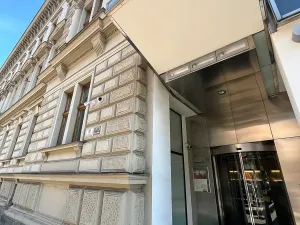 Pronájem kanceláře, Brno, Lidická, 238 m2