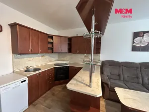 Pronájem bytu 2+kk, Ústí nad Labem - Krásné Březno, Čechova, 48 m2
