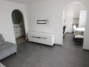 Pronájem bytu 2+1, Tachov, 1. máje, 48 m2