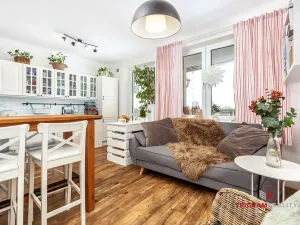 Pronájem bytu 4+kk, Hradec Králové - Nový Hradec Králové, Štefcova, 84 m2