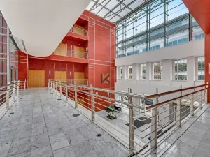 Pronájem kanceláře, Praha, Křižíkova, 416 m2