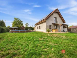 Prodej rodinného domu, Choteč, Malá Strana, 136 m2