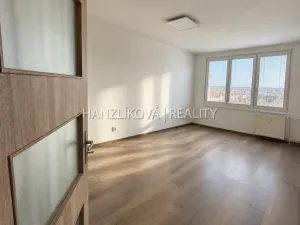 Pronájem bytu 2+1, České Budějovice - České Budějovice 2, J. Opletala, 72 m2