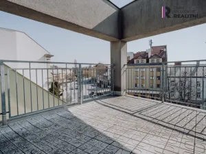 Pronájem bytu 5+1, Kroměříž, náměstí Míru, 178 m2