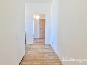 Pronájem bytu 2+1, Šlapanice, Brněnská, 61 m2