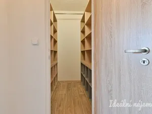 Pronájem bytu 2+1, Šlapanice, Brněnská, 61 m2