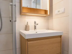 Pronájem bytu 3+1, Praha - Žižkov, Ostromečská, 83 m2
