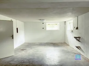 Prodej vícegeneračního domu, Trnová, 192 m2