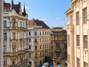 Pronájem bytu 4+kk, Praha - Nové Město, Odborů, 100 m2