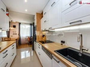 Prodej bytu 3+kk, Praha - Horní Počernice, Lhotská, 80 m2