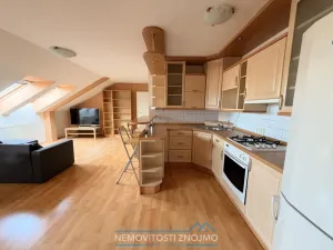 Pronájem bytu 2+kk, Znojmo, Coufalova, 45 m2
