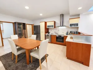 Pronájem bytu 4+kk, Pardubice - Bílé Předměstí, Husova, 115 m2
