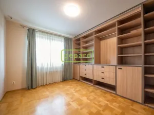 Prodej bytu 6+kk a větší, Praha, Učňovská, 190 m2