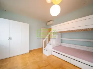 Prodej bytu 6+kk a větší, Praha, Učňovská, 190 m2