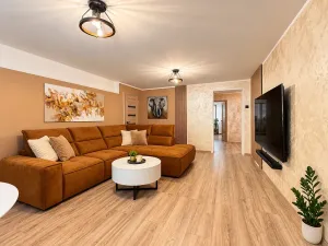 Prodej vícegeneračního domu, Dubí, Údolí, 450 m2