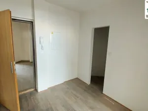 Pronájem bytu 1+1, Cheb, Evropská, 46 m2
