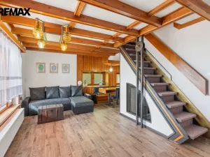 Prodej pozemku pro bydlení, Pyšely, Pod Loretou, 2743 m2