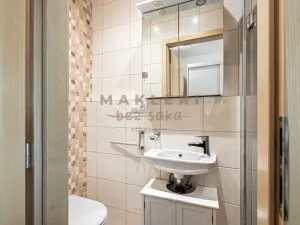 Prodej bytu 4+1, Praha - Kobylisy, Šimůnkova, 77 m2