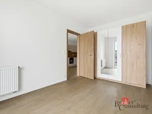 Pronájem bytu 2+kk, Hradec Králové, Na Střezině, 48 m2